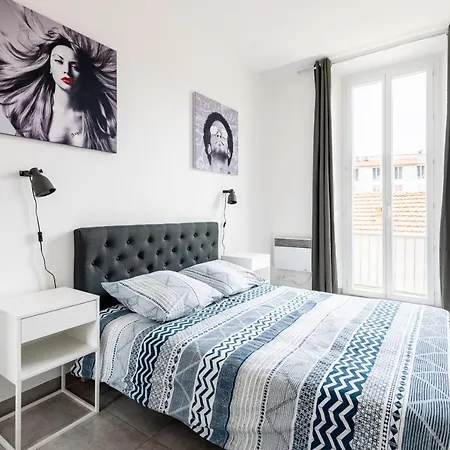 Apartment Smartbnb - Magnifique 2 Chambres, Garibaldi - Port De