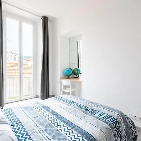 Apartment Smartbnb - Magnifique 2 Chambres, Garibaldi - Port De