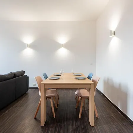 Smartbnb - Magnifique 2 Chambres, Garibaldi - Port De Apartment